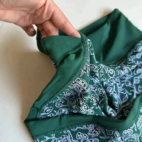 Athleta - Picture 3 of 5